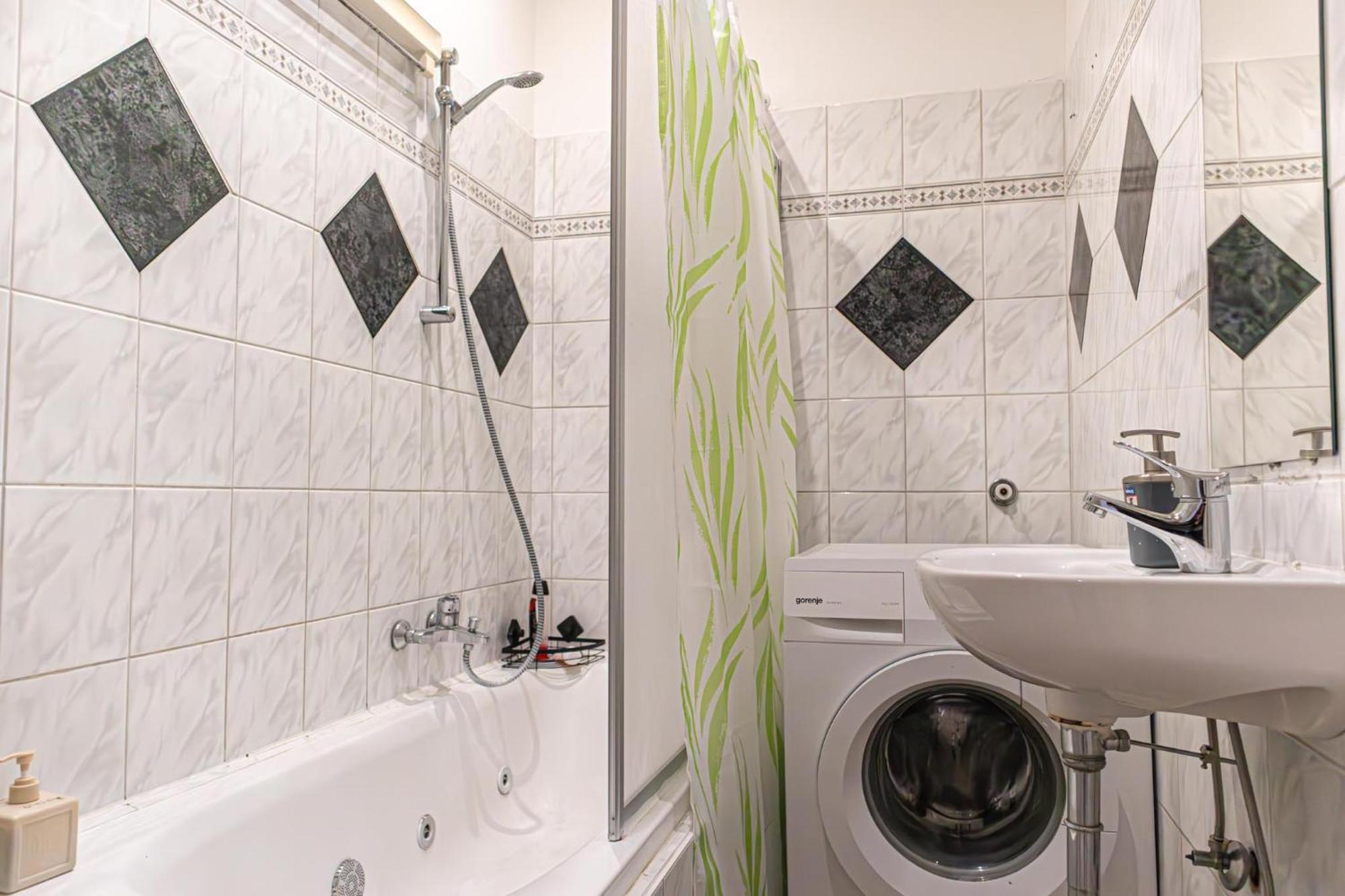 Budget Apartments Well Connected To The Whole City Wien Eksteriør billede